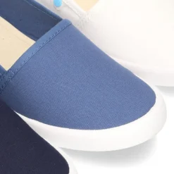 Zapatilla clásica tipo camping en lona