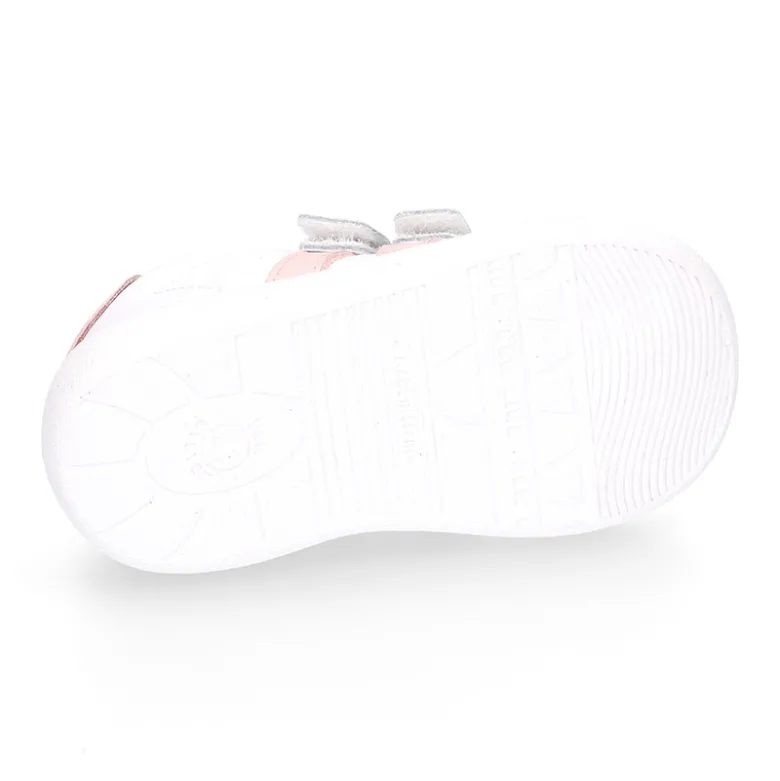 Zapatilla colegial niños pequeños OKAA sin cordones, rayas laterales y puntera reforzada en piel lavable.