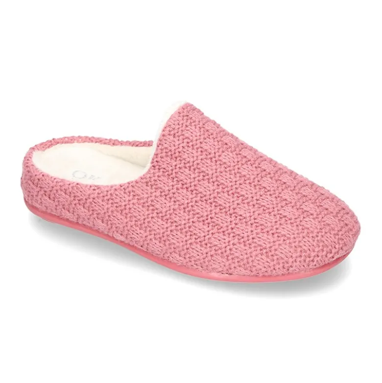 Zapatilla de casa abierta en lana estructurada.