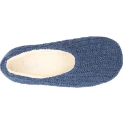 Zapatilla de casa cerrada en lana estructurada.