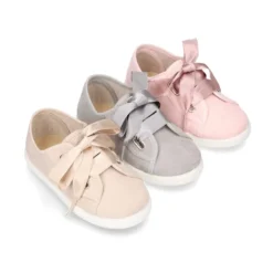 Zapatilla MODA niña en lona serratex con lazos.