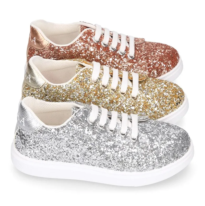 Zapatilla niña OKAA con cordones en piel con GLITTER.