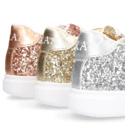 Zapatilla niña OKAA con cordones en piel con GLITTER.