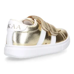 Zapatilla niña OKAA sin cordones en piel LAMINADA.