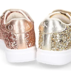 Zapatilla niña OKAA sin cordones en piel con GLITTER.