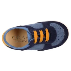Zapatilla niños CASUAL con cordones en piel serraje.