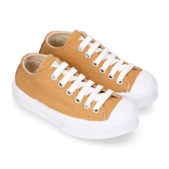 Zapatilla niños CASUAL OKAA con puntera y cordones en color CUERO.
