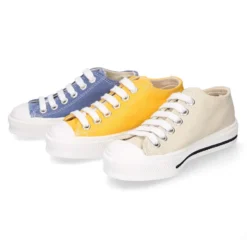 Zapatilla niños CASUAL OKAA con puntera y cordones en colores de moda.