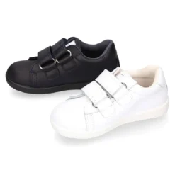 Zapatilla niños colegial sin cordones y puntera reforzada en piel lavable.