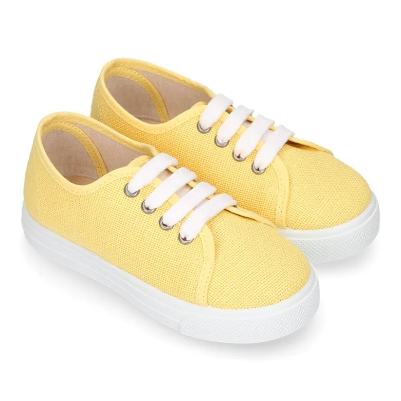 Zapatilla niños con cordones en LINO.