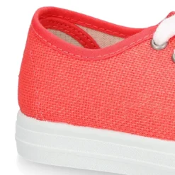 Zapatilla niños con cordones en LINO.