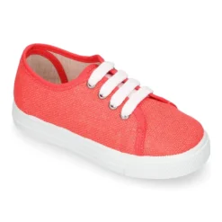 Zapatilla niños con cordones en LINO.