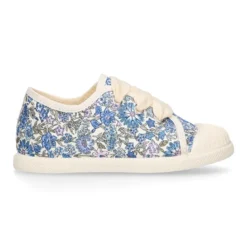 Zapatilla niños con cordones lazo y puntera en LIBERTY.