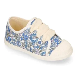 Zapatilla niños con cordones lazo y puntera en LIBERTY.