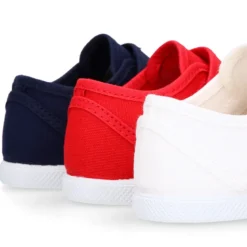 Zapatilla niños con puntera y cordones elásticos en lona algodón.