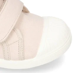 Zapatilla niños con puntera y sin cordones en lona algodón.