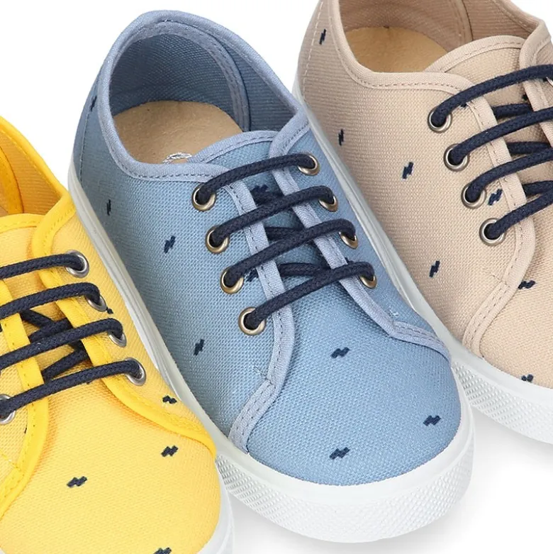 Zapatilla niños en ALGODÓN FANTASÍA para vestir con cordones.