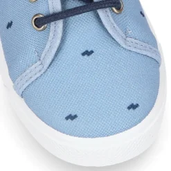 Zapatilla niños en ALGODÓN FANTASÍA para vestir con cordones.