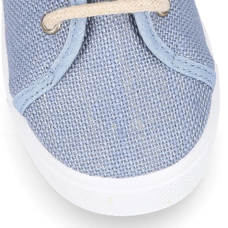 Zapatilla niños en LINO para vestir con cordones.