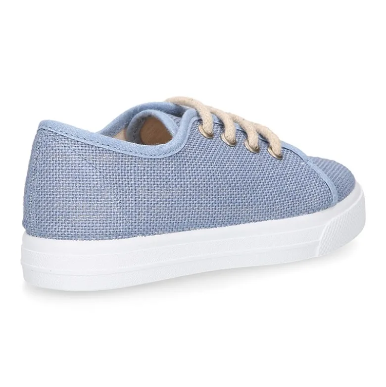 Zapatilla niños en LINO para vestir con cordones.