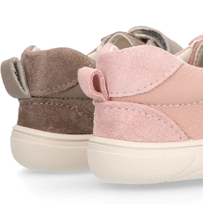 Zapatilla niños en piel modelo respetuoso Okaa Flex casual.
