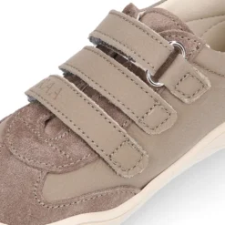 Zapatilla niños en piel modelo respetuoso Okaa Flex casual.