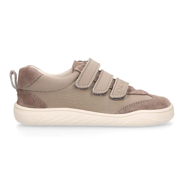 Zapatilla niños en piel modelo respetuoso Okaa Flex casual.