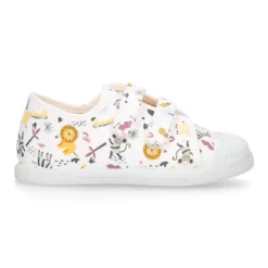 Zapatilla niño sin cordones en lona algodón estampado SELVA y puntera.