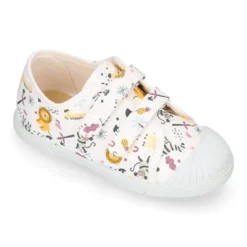 Zapatilla niño sin cordones en lona algodón estampado SELVA y puntera.