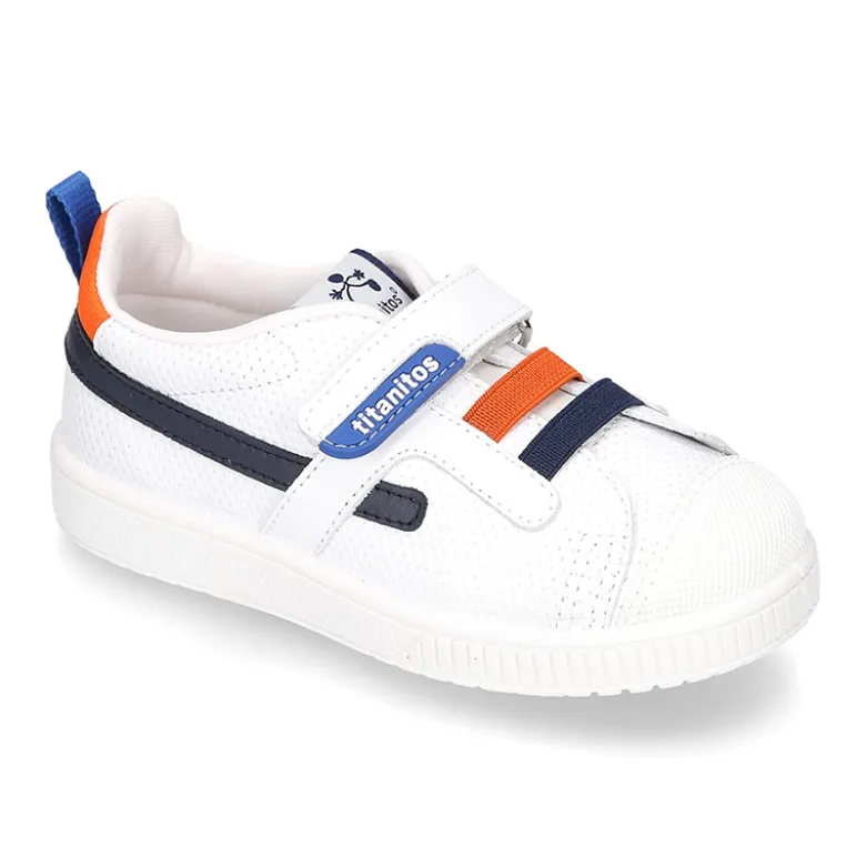 Zapatilla niño sin cordones y con ELÁSTICOS en piel lavable.