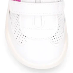 Zapatilla niños respetuoso Okaa Flex en micro perforada.