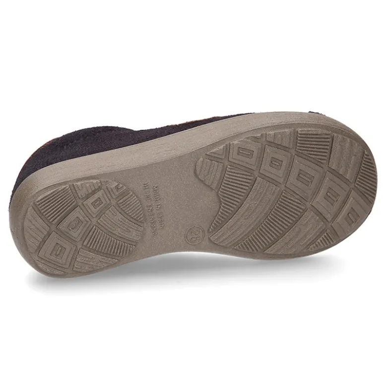 Zapatilla niños SPORT OKAA con cordones en piel serraje.