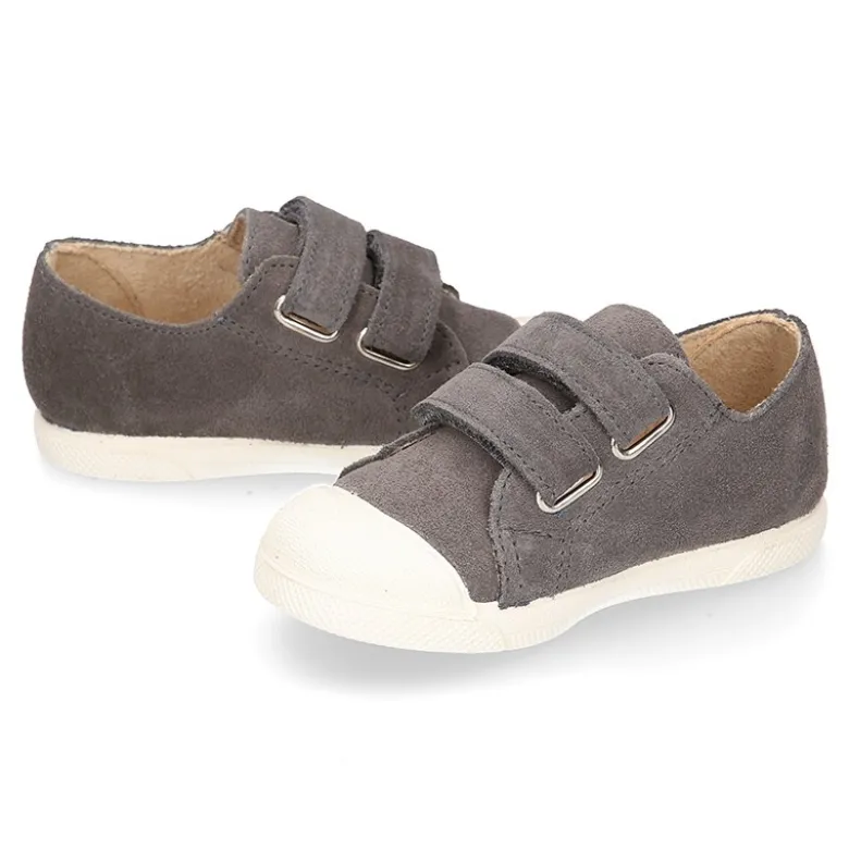 Zapatilla niños tipo bamba sin cordones y puntera en piel serraje GRIS.