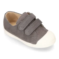 Zapatilla niños tipo bamba sin cordones y puntera en piel serraje GRIS.