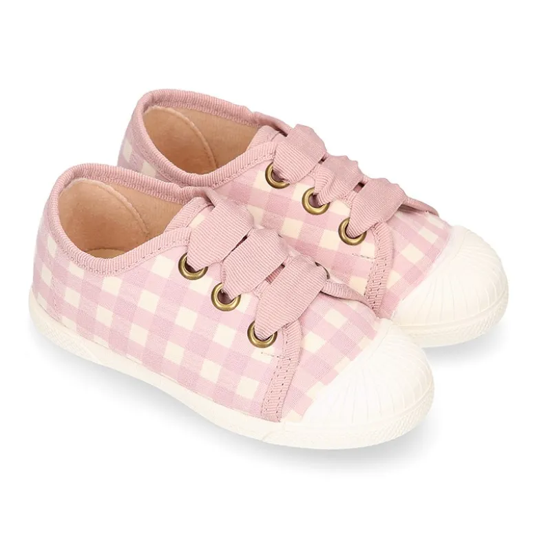 Zapatilla niños tipo con cordones y puntera en VICHY.