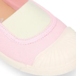 Zapatilla niños tipo GIMNASIA en lona con puntera en colores de moda.