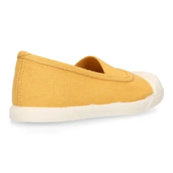 Zapatilla niños tipo GIMNASIA en lona con puntera.