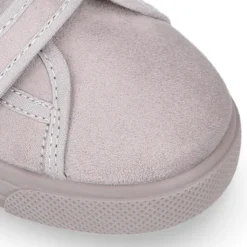 Zapatilla niños vestir OKAA sin cordones en Serratex.