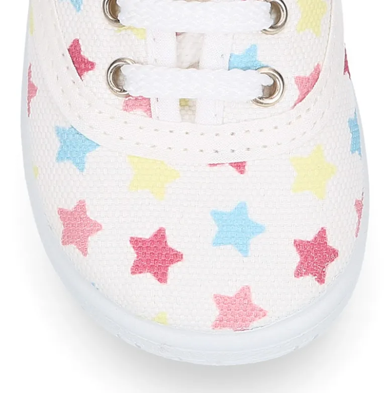 Zapatilla o Bamba niños en lona con ESTRELLAS MULTICOLOR.