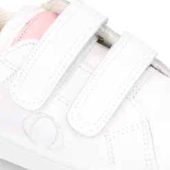 Zapatilla Okaa combinada con PLANTILLA DE PIEL y sin cordones.
