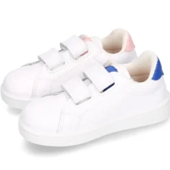 Zapatilla Okaa combinada con PLANTILLA DE PIEL y sin cordones.