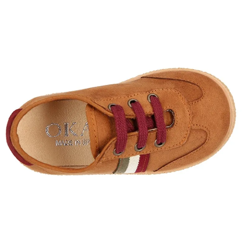 Zapatilla o Tenis niño en Serratex con cordones en colores de moda.