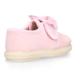 Zapatillas casa niña en lana suave con cierre adherente y LAZO.