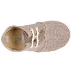 Zapatilla tipo BAMBA con fuelle y cordones en lona efecto lavado.