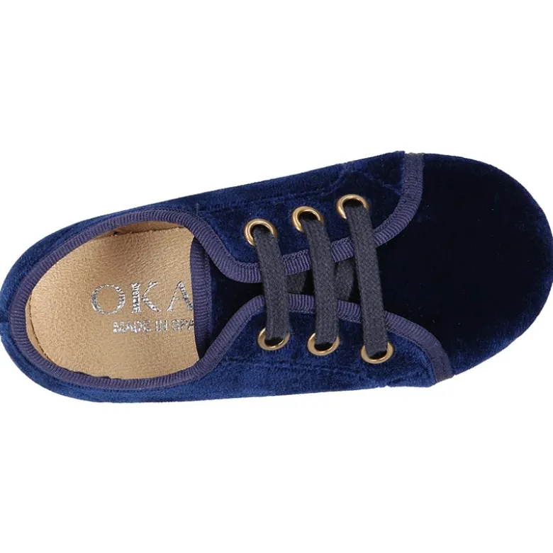 Zapatilla tipo BAMBA niños con cordones en terciopelo.