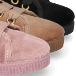 Zapatilla tipo BAMBA niños con cordones LAZO en terciopelo.