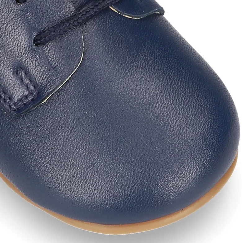 Zapatito Blucher niño primavera para peques con cordones en piel lisa suave.
