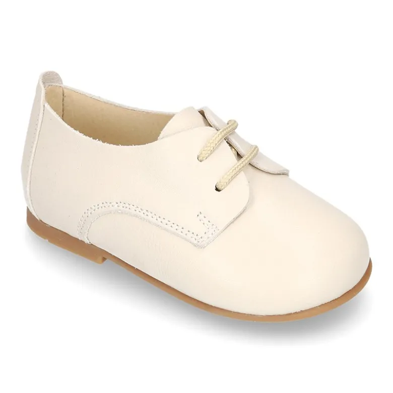 Zapatito Blucher niño primavera para peques con cordones en piel lisa suave.