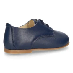 Zapatito Blucher niño primavera para peques con cordones en piel lisa suave.