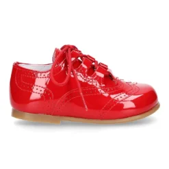 Zapatito inglés en piel charol ROJO.